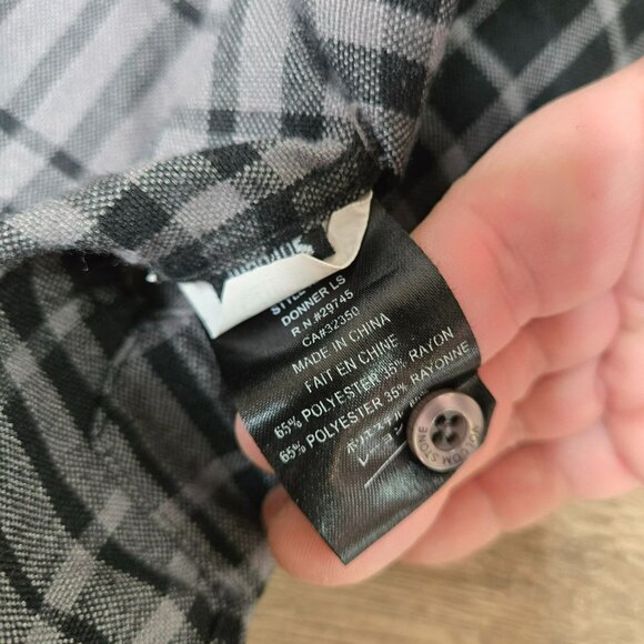 Volcom Mens Sz L Long Sleeve Plaid Shirt Classic Fit Black Gray Casual Button Up - Picture 6 of 12